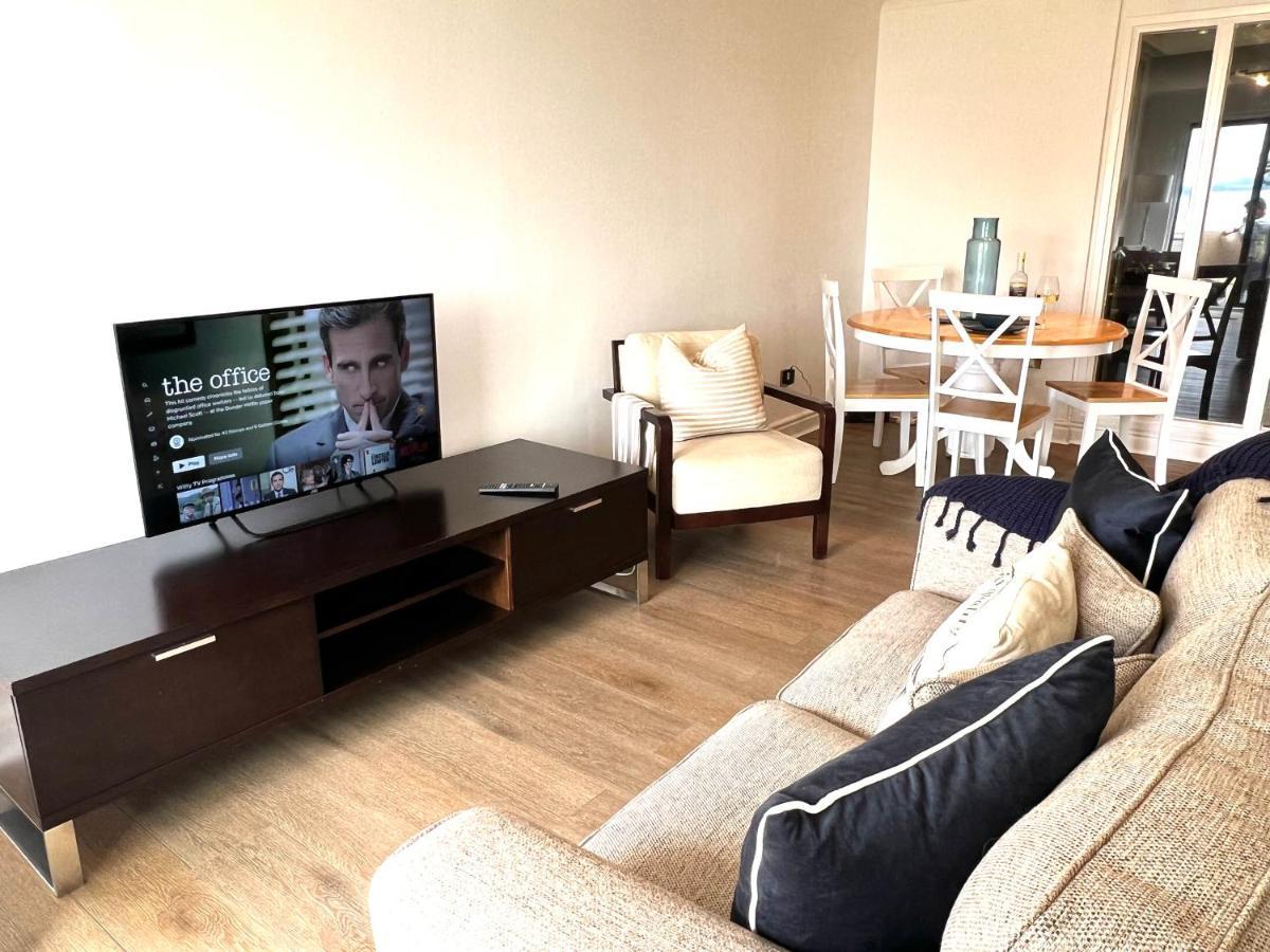 Bellevue Apartment Largs Bagian luar foto