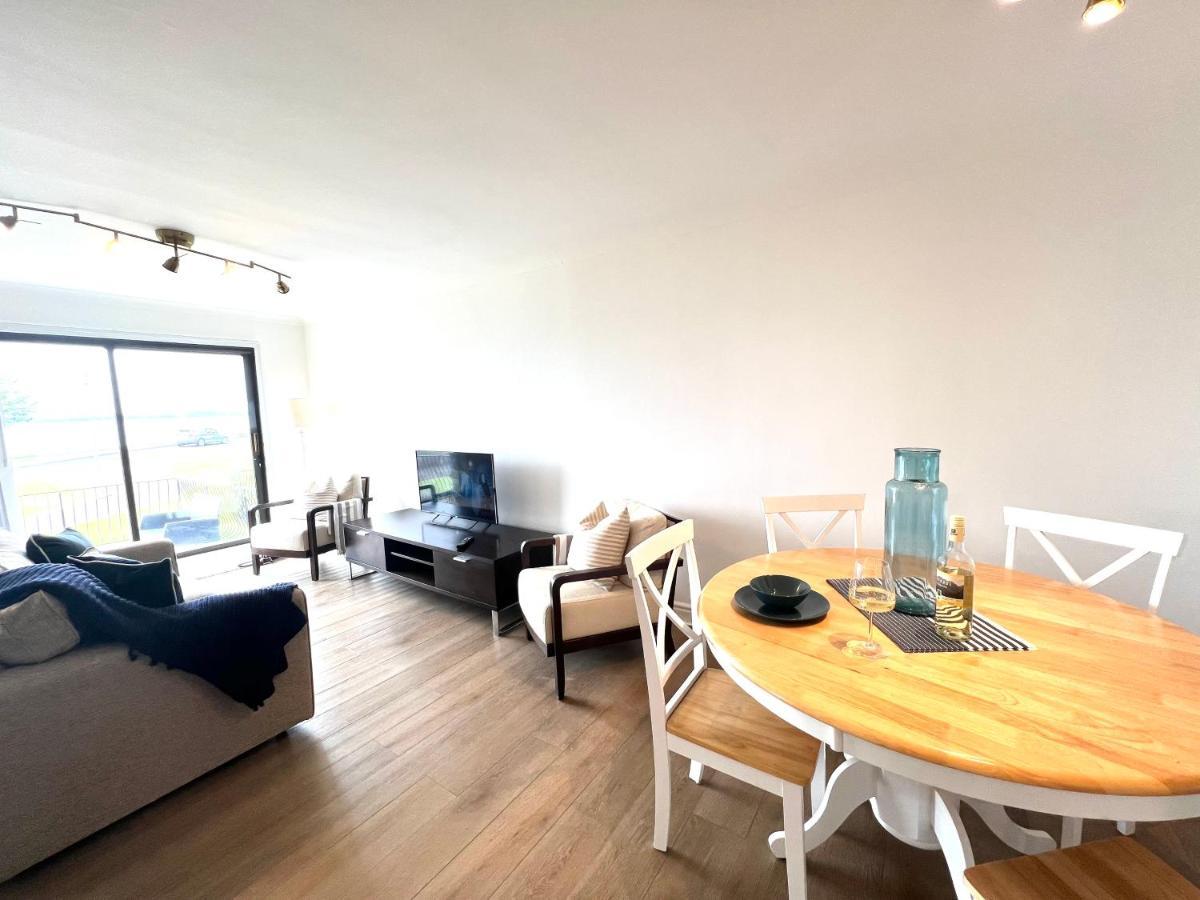 Bellevue Apartment Largs Bagian luar foto
