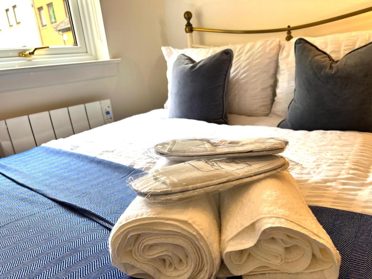 Bellevue Apartment Largs Bagian luar foto